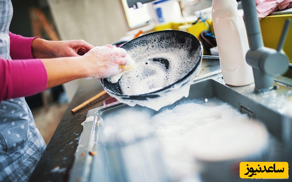 ترفندهای عالی و کاربردی برای تمیزکردن قابلمه و ماهیتابه / عین روز اول ظروف آشپزخانه رو نو کن