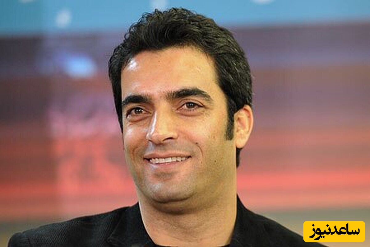 قاب تازه از منوچهر هادی در کنار مادر و خواهران محجبه‌اش به مناسبت شب یلدا