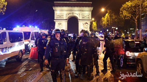 پلیس فرانسه در حال سرکوب معترضان