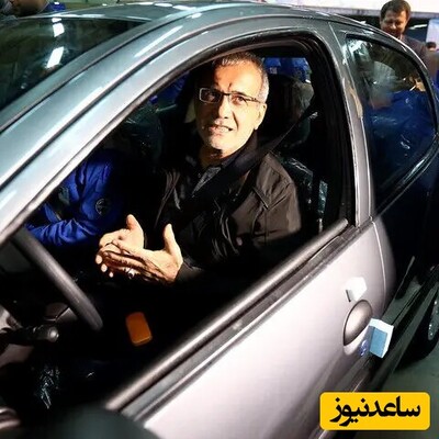 (عکس) پزشکیان شخصاً این خودروی وارداتی را پلاک کرد!