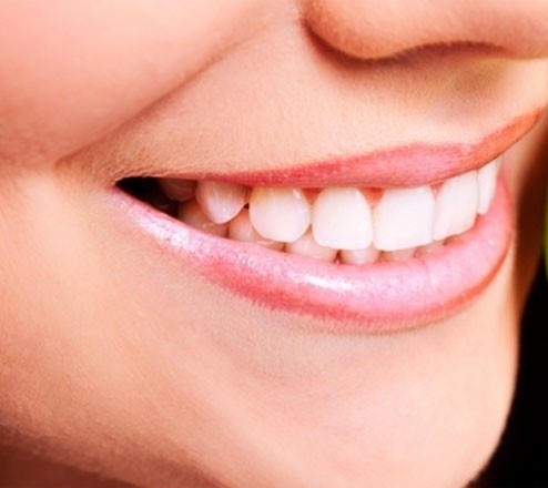 تشخیص بیماری با بوی بد دهان چگونه انجام میگیرد؟