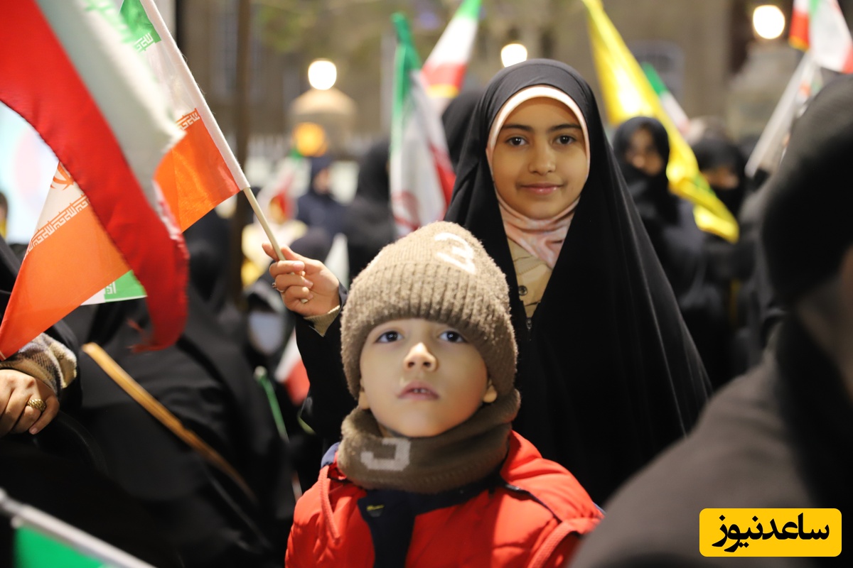 تحمع مردم تبریز  در شب 54 ام تجمعات شبانه