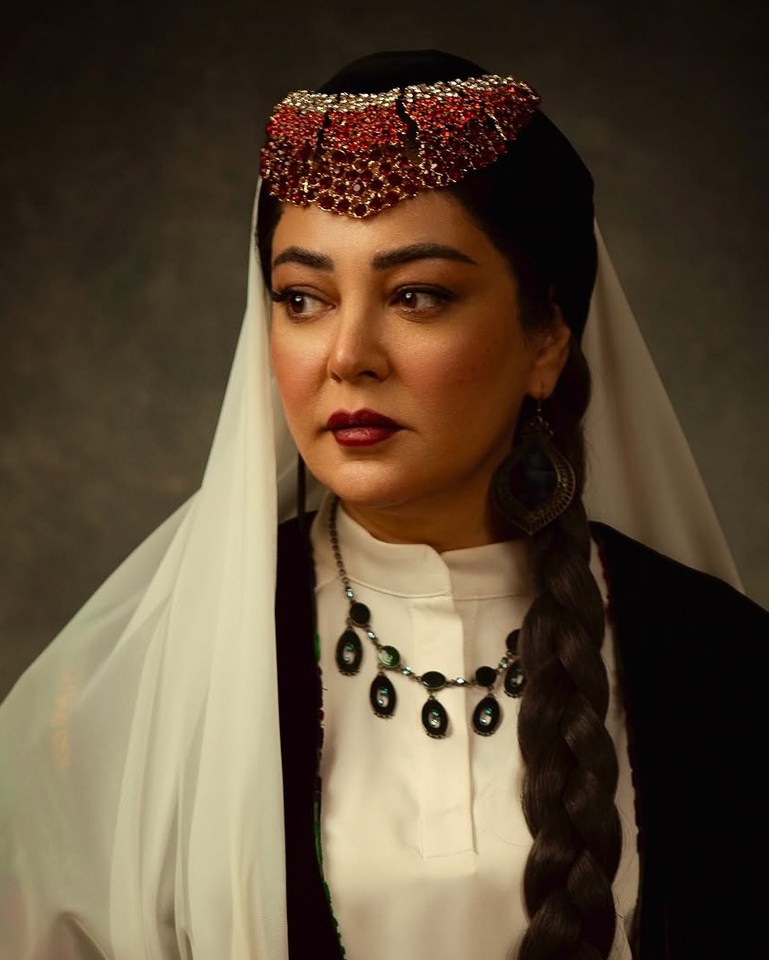 استایل مشکی شیک و خفن رزیتا غفاری در شبهای مافیا😎