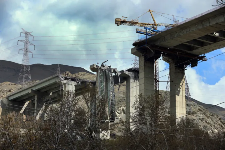 آخرین برآورد از وضعیت پل B1 کرج؛ از خسارت 3 همتی تا 3 سال زمان برای ساخت کامل