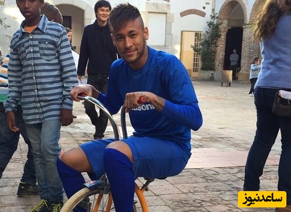 دنی آلوز: نیمار یک بچه است، او مردی احساسی است و به خاطر همین بعضی مواقع عقب نشینی می‌کند و...