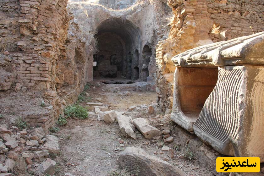 ویدیویی جالب و دیدنی از درون غاری که اصحاب کهف 300 سال در آن به خواب رفتند+ویدئو/ غاری بسیار بزرگ با صدها قبر!