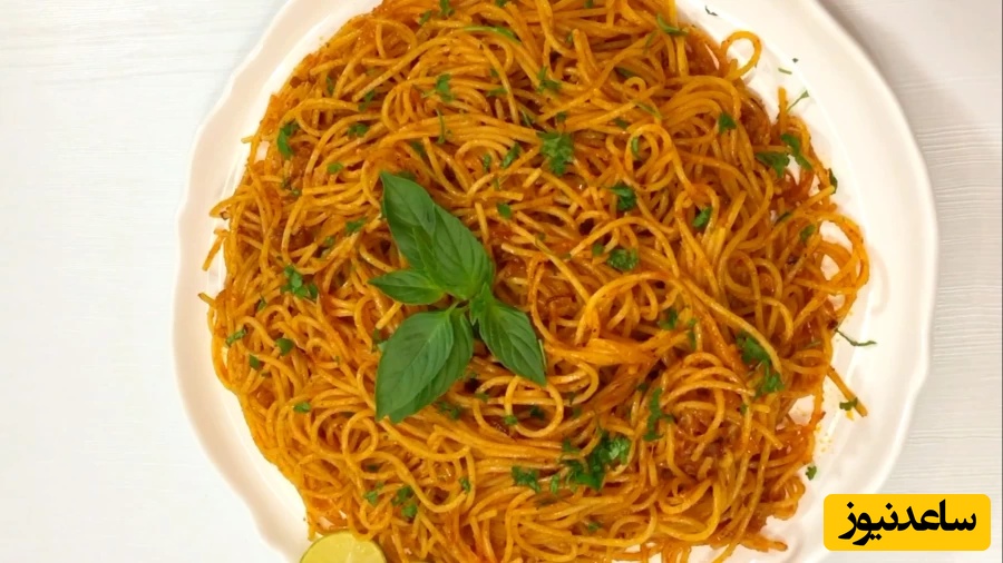 کلاس آشپزیِ سه سوته؛ طرز تهیه ماکارونی خانگی و خوشمزه بدون گوشت/ یک پیشنهاد عالی و آسون برای مامان های ایرانی+ویدیو