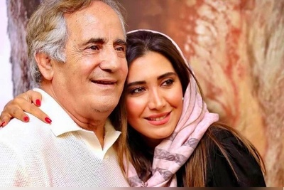 ببینید| تحلیل مو به موی ایرادات استایل مجید مظفری و دخترش در مراسم بزرگداشت این بازیگر؛ از برش نامناسب کت تا شومیز و جلیقه‌ای که...