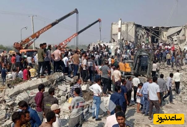 شب قدر مینابی‌ها در جوار مزار شهدای دانش آموز