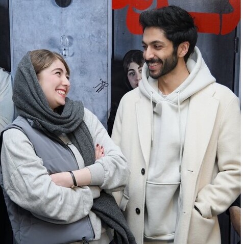 ویدیو/ کیسان دیباج، الیکا ناصری و سیما تیرانداز در پشت صحنه نمایش "پدرخوانده"