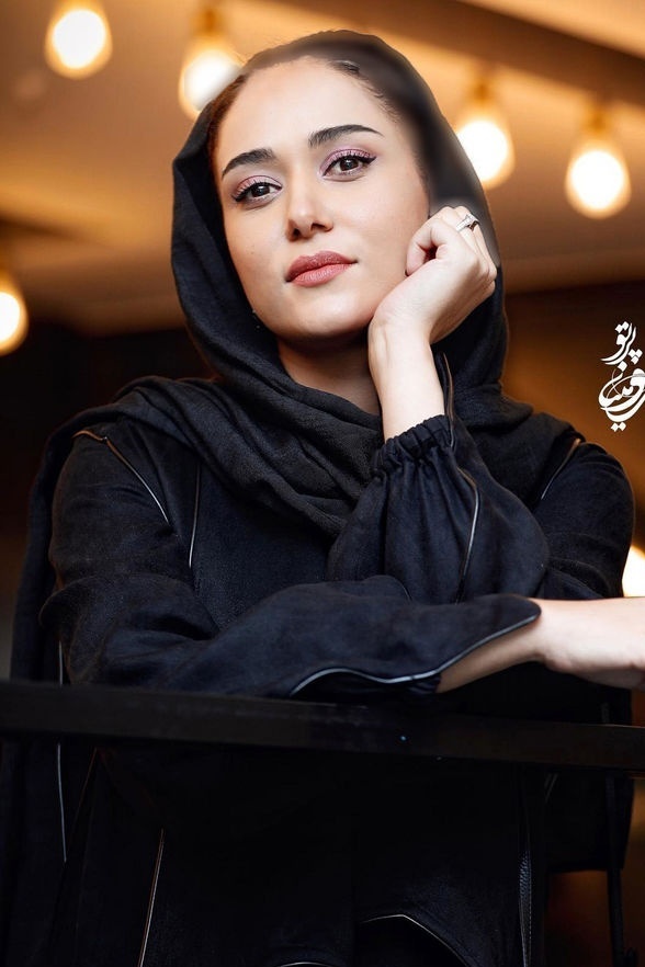 پریناز ایزدیار