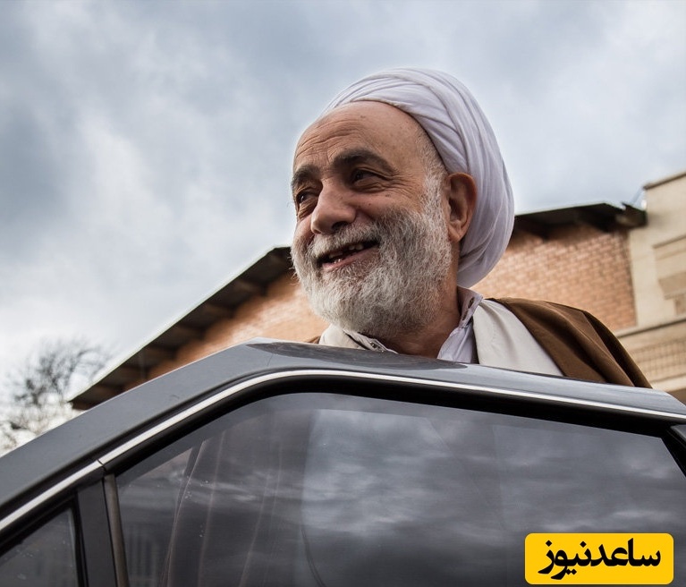 شوخی جنجالی حاج‌آقا قرائتی با القاب دانشگاهی! / کت‌شلواریا الکی به هم دکتر و مهندس می‌گن، بذارید ما هم... 😂 / باهاش موافقید؟! + ویدیو