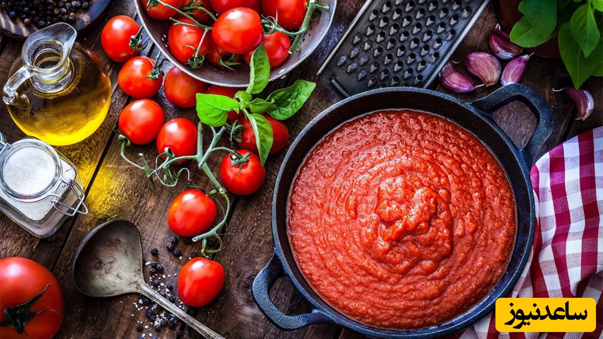 طرز تهیه رب گوجه فرنگی خانگی به سبک مادربزرگ‌ها / فصل پختن رب رسید پس با این ترفند طعم غذات رو صدبرابر دلچسبتر کن، پشیمون نمیشی + فیلم