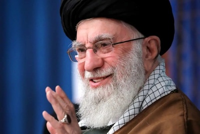 (ویدیو) رهبر انقلاب: هر بلایی کز تو آید رحمتی‌ست، این شعر از پروینه ولی بهش میگفتن شاعر نخود لوبیا برای اینکه فروغ فرخزاد رو بزرگ بکنن ولی...