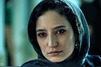 نگار جواهریان: مادرم سرطان خیلی بدی گرفت و روزهای اول مدرسه مامانم کنارم نبود؛ قبل تولدم همه فکر میکردند من پسر هستم چون...+فیلم