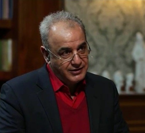 (ویدیو) جانسوزترین و غم‌انگیزترین شعرخوانی رشید کاکاوند ازحسن دهلوی/ بر ما دلت نسوخت، ندانم چرا نسوخت/ ما را دلت نخواست، ندانم چرا نخواست