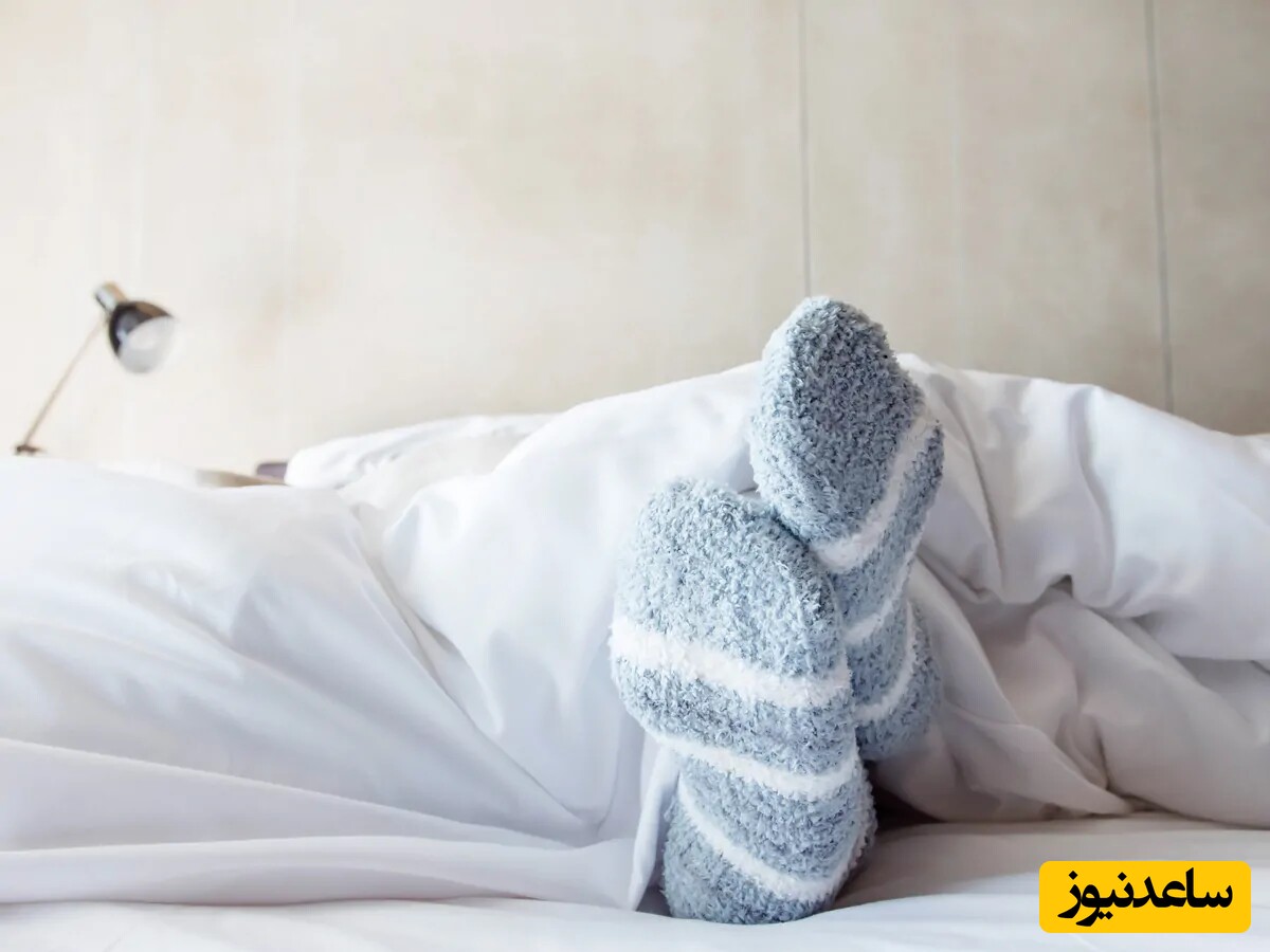 بهترین فروشگاه های آنلاین برای خرید جوراب زنانه