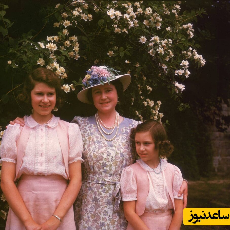 دوران نوجوانی ملکه الیزابت در کنار مادر و خواهرش