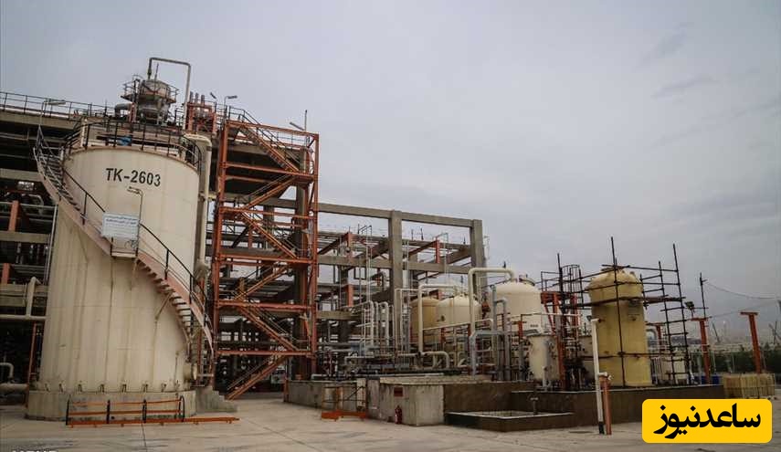 ویدئویی از بمباران ناجوانمردانه تأسیسات نفتی پارس جنوبی در عسلویه توسط دشمن آمریکائی-صهیونی