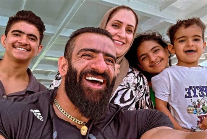 چهاردهمین سالگرد ازدواج عاشقانه هادی چوپان و همسر جوانش در خونه درندشت و باصفایشان/ یار خوب تمام ماجراست😍+فیلم