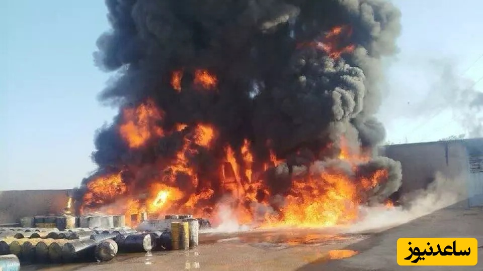 ببینید| آتش‌سوزی وحشتناک در کارگاه فرآورده‌های نفتی شرق اصفهان/ چه شعله‌ای میکشه!