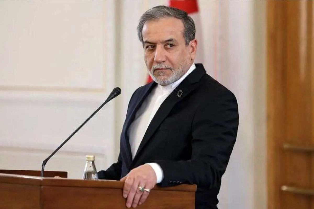 عراقچی: سرزمینی که کودکانش با روضه امام حسین (ع) بزرگ شده‌اند، غیر قابل شکست است