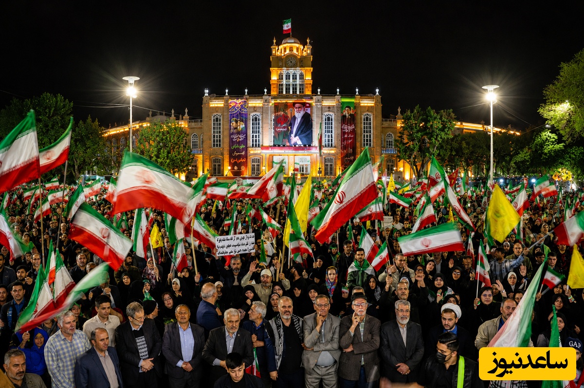 تبریز باز هم به خیابان آمد؛ ادامه شب‌های پرشور میدان ساعت هفتاد و پنجمین شب اقتدار!