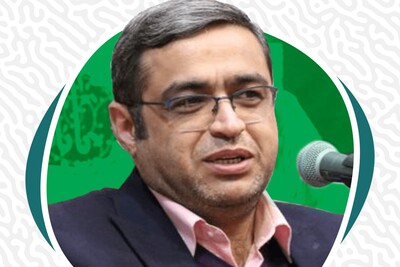 دکتر عزیزی؛ من یادمه واسه یه دختری نوشتم قوری ز قلم قلم ز قوری تو عشق منی گوگوری مگوری، همینو نمیدونستم چیکار کنم، انداختم تو حیاط خونه شون داداشش خوند..🤣