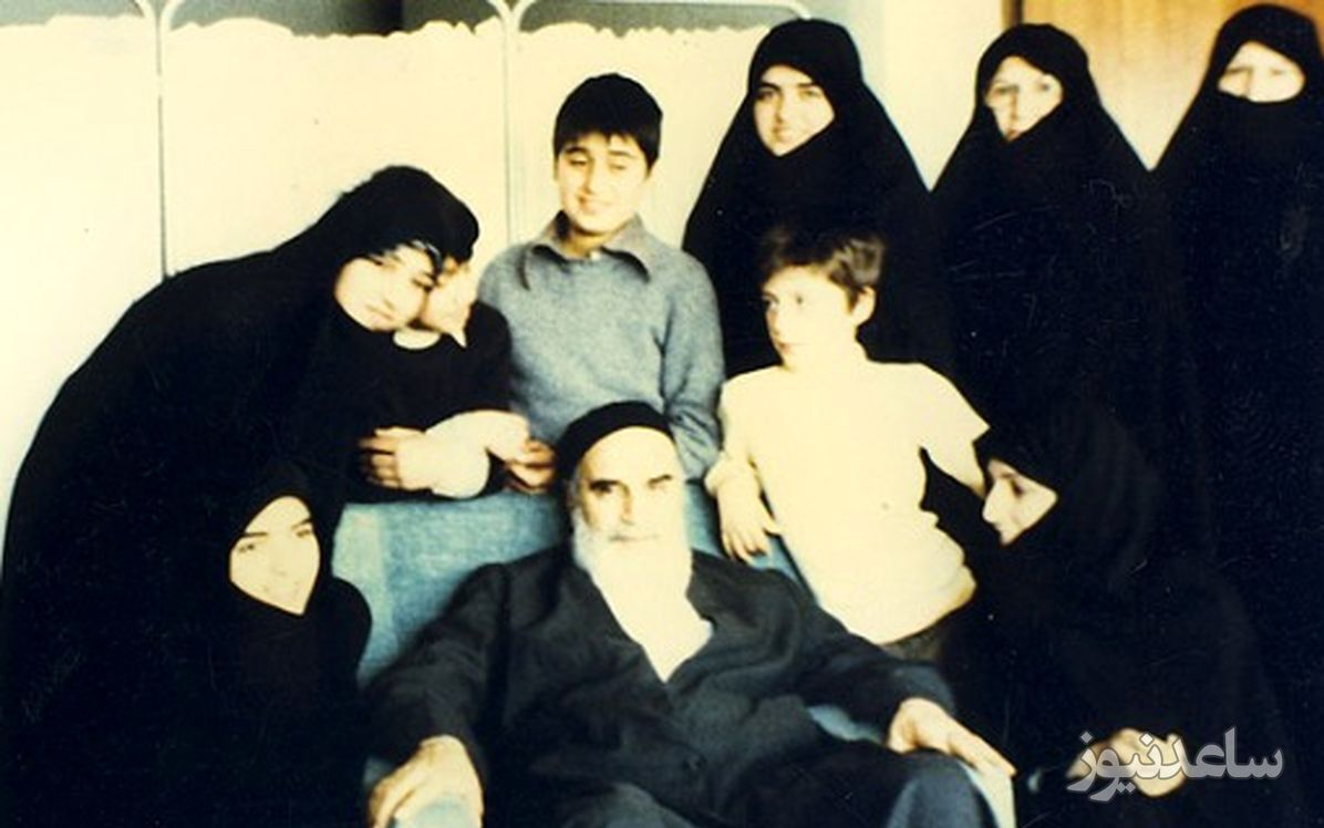امام خمینی(ره) در کنار خانواده