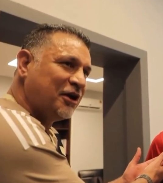 علی دایی خطاب به فردوسی پور: آقا هر روز بیکاره و از صبح تا شب ....