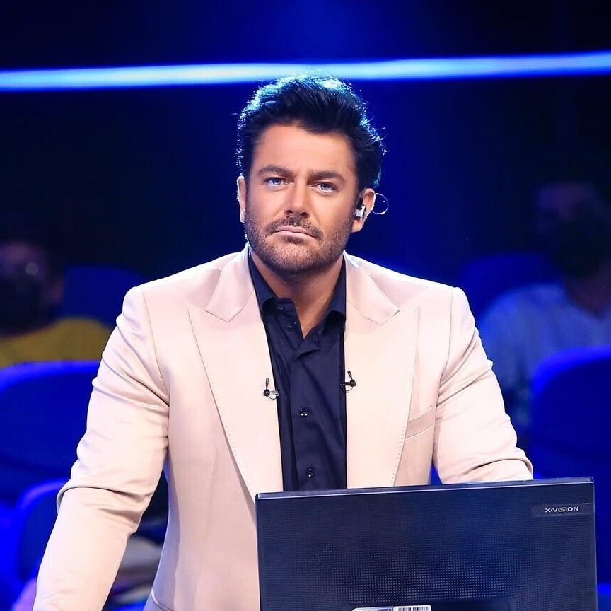 محمدرضا گلزار با این آی‌کیویی که از شرکت کننده «هفت خان» دید، حتما سرشو کوبیده به دیوار😂 / آقا بالاخره شما والیبالی هستی، فوتبالی یا هندبال؟