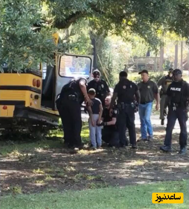 (فیلم) پسر 11 ساله ای که برای خوشگذرانی اتوبوس مدرسه را دزدید