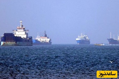 ببینید| پایان عبور رایگان از شاه‌راه انرژی جهان!/ صف طولانی کشتی‌های جهان در تنگه هرمز برای اخذ اجازه ایران + ویدیو
