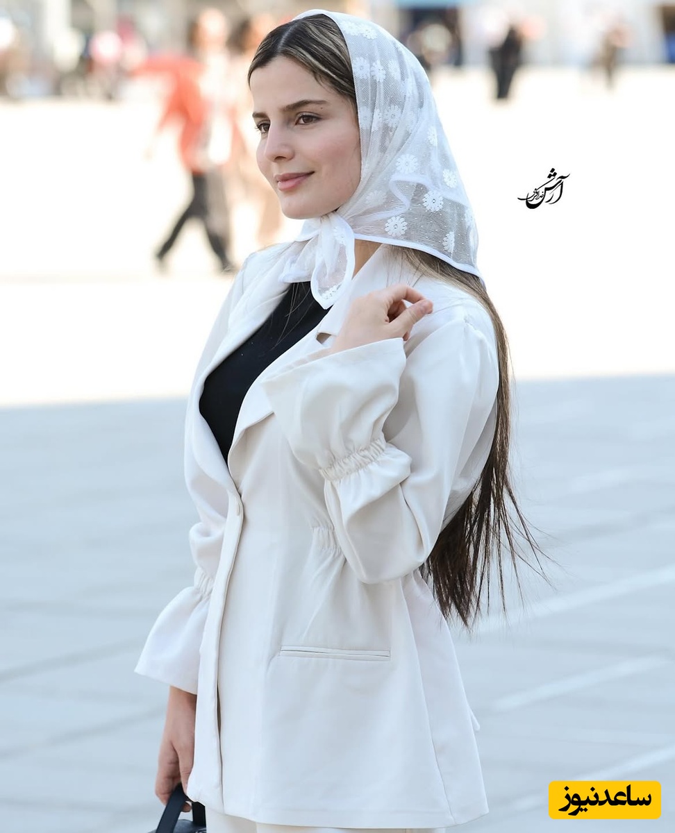 غزاله اکرمی