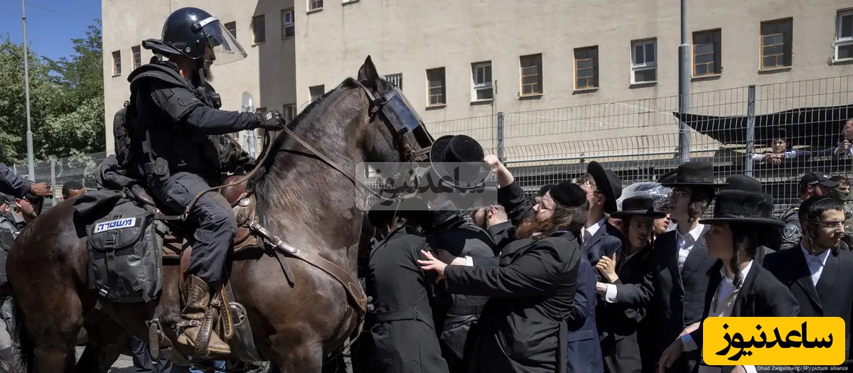(ویدیو) حمله وحشیانه پلیس اسرائیل با اسب به تماشاگران  فوتبال!/ صهیونیست‌ها هم رد دادن....