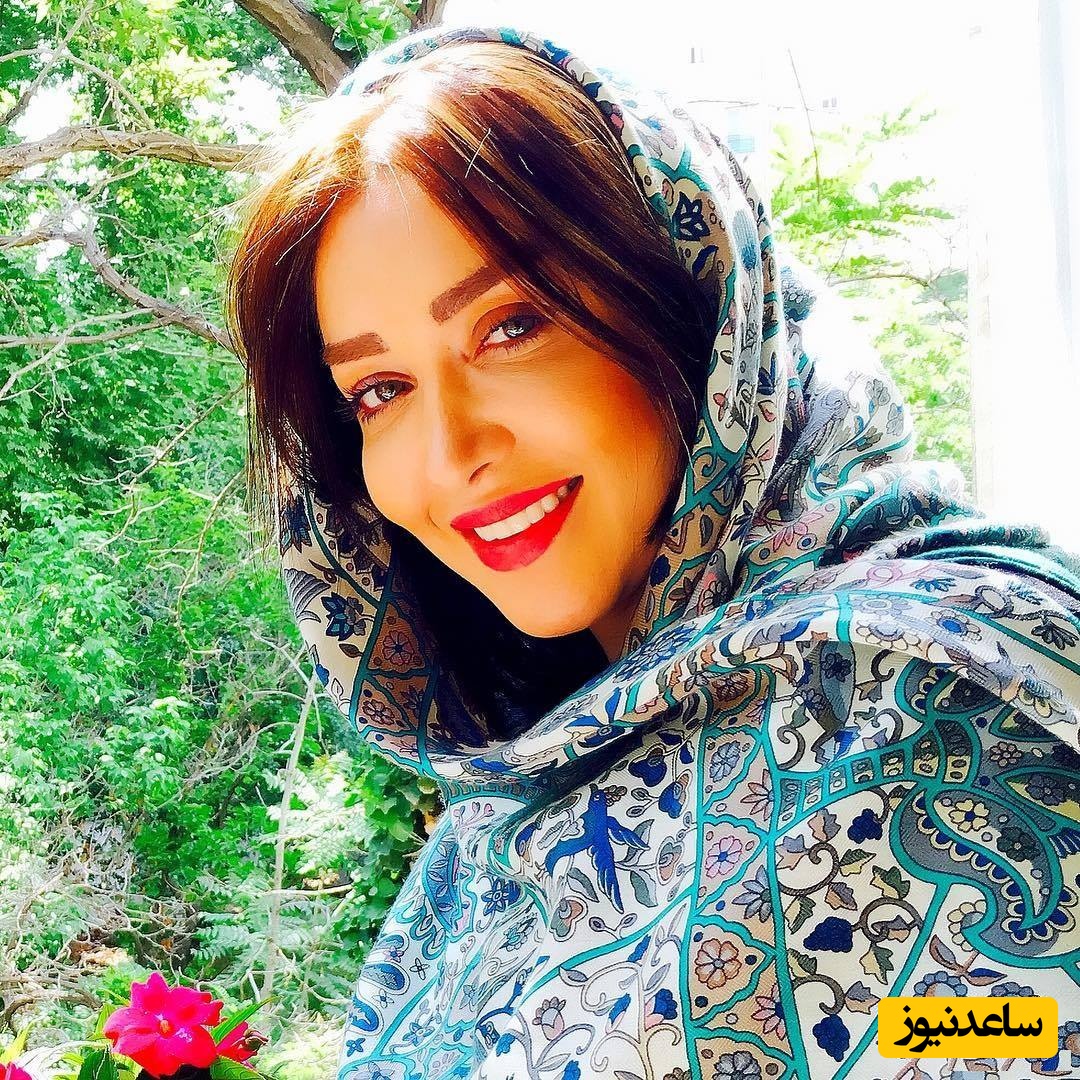 تیپ لاکچری سارا منجزی پور در ماشین گران قیمتش سوژه فضای مجازه شد!