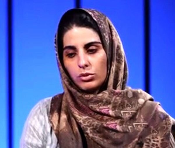 تعلیق سپیده رشنو از دانشگاه الزهرا به دلیل حجاب