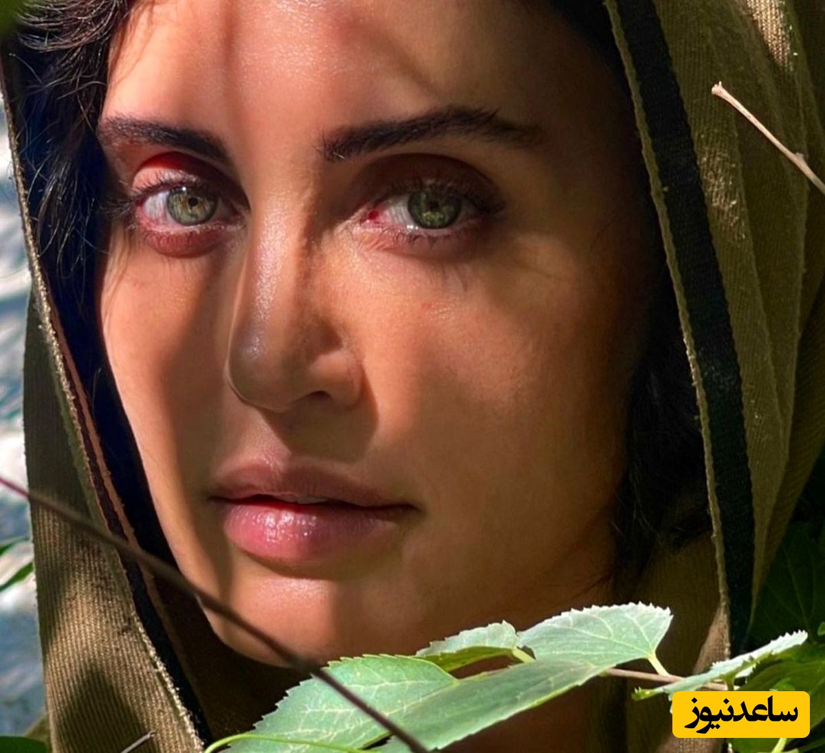 حس و حال شاد و صمیمی سال نوی الناز شاکردوست در کنار خانواده اش! 💛🧡🤍