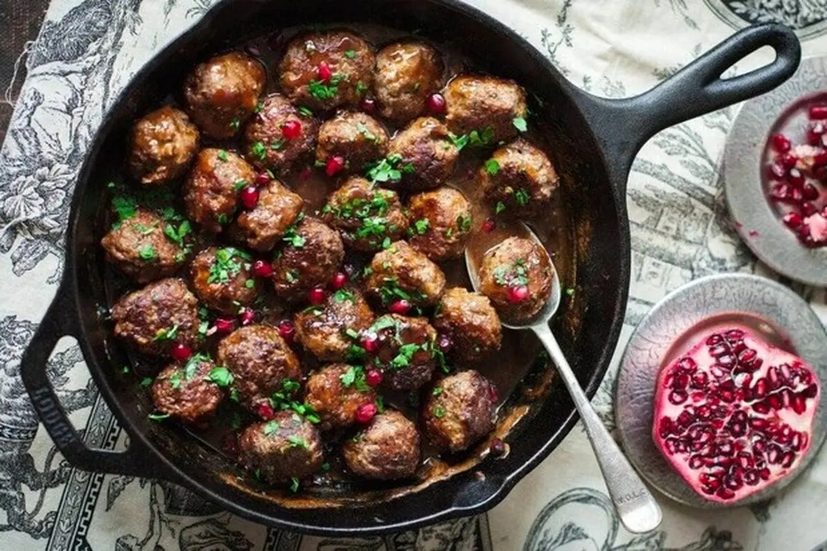 طرز تهیه کوفته انار و گردو خوشمزه و اصیل شمالی؛ یک بار امتحان انگشتاتم باهاش میخوری + ویدئو
