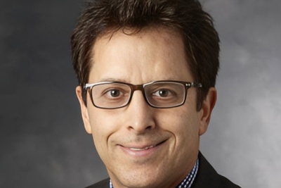 (ویدئو) این پزشک ایرانی در استنفورد تاریخ‌ساز شد؛ دکتر جمشید قاجار و اختراعی که جان میلیون‌ها نفر را زیر 1 دقیقه نجات می‌دهد