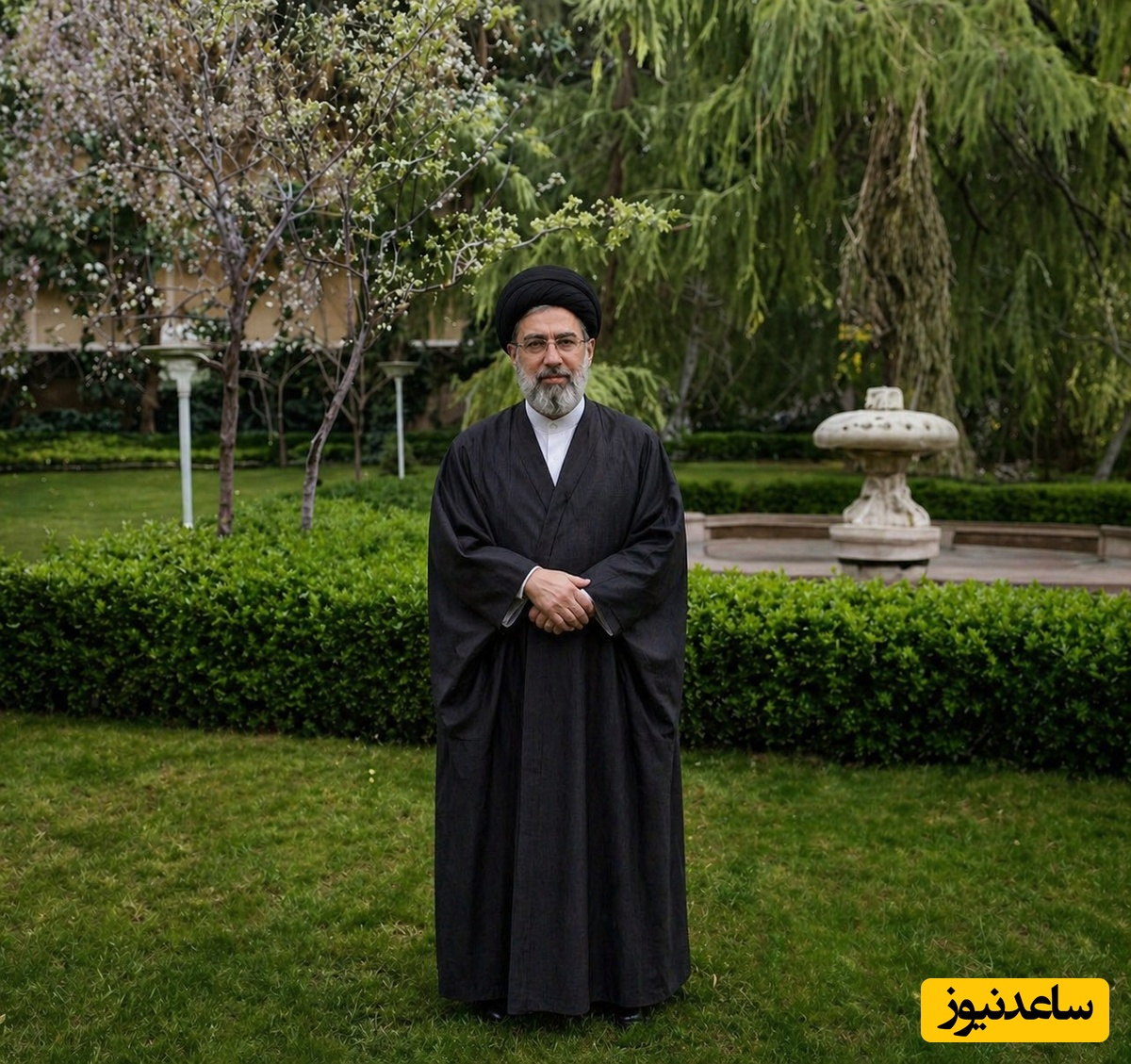 رهبر انقلاب ماشاالله یک جوان بسیار پرانرژی است؛ این شایعات که درباره ایشان درست می‌کنند، بخاطر این است که...+فیلم