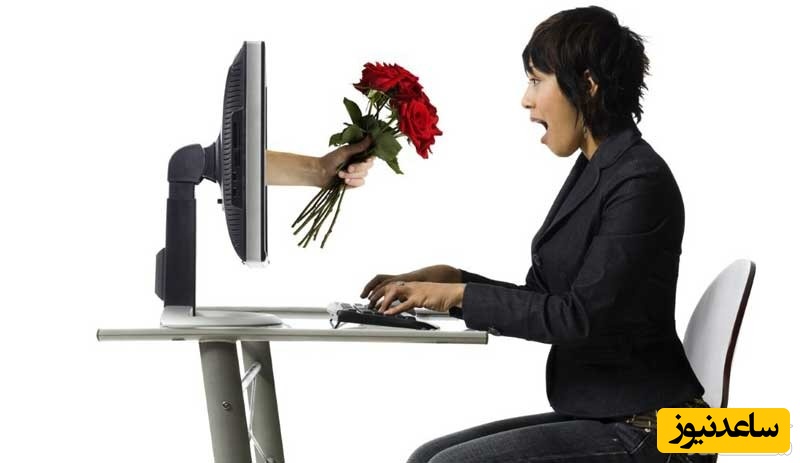 گل دادن از داخل مانیتور