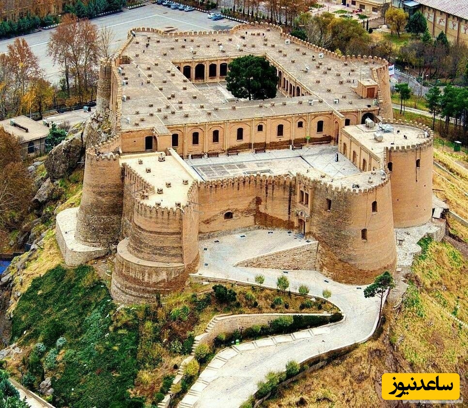 قلعه فلک الافلاک در کدام استان ایران واقع شده و تاریخچه آن چه می‌باشد؟