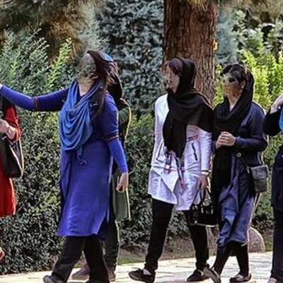 کیهان: بی حجابی عامل تولد فرزندان نامشروع است