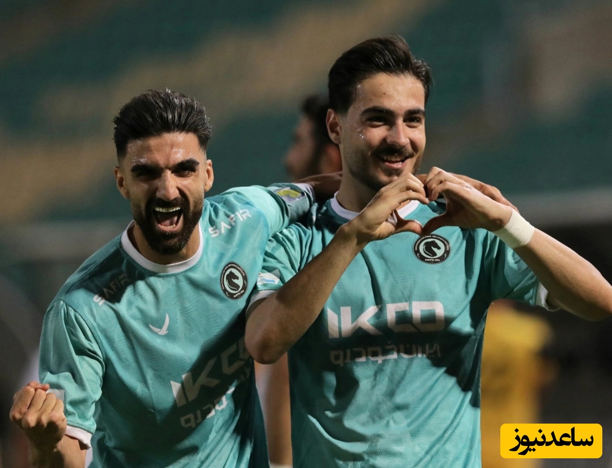 مصاحبه جذاب و خنده دار فردوسی پور با ستاره نوظهور تیم ملی فوتبال ایران/ پدر کسری طاهری: همیشه ساعت 10 شب میخوابه و...+فیلم