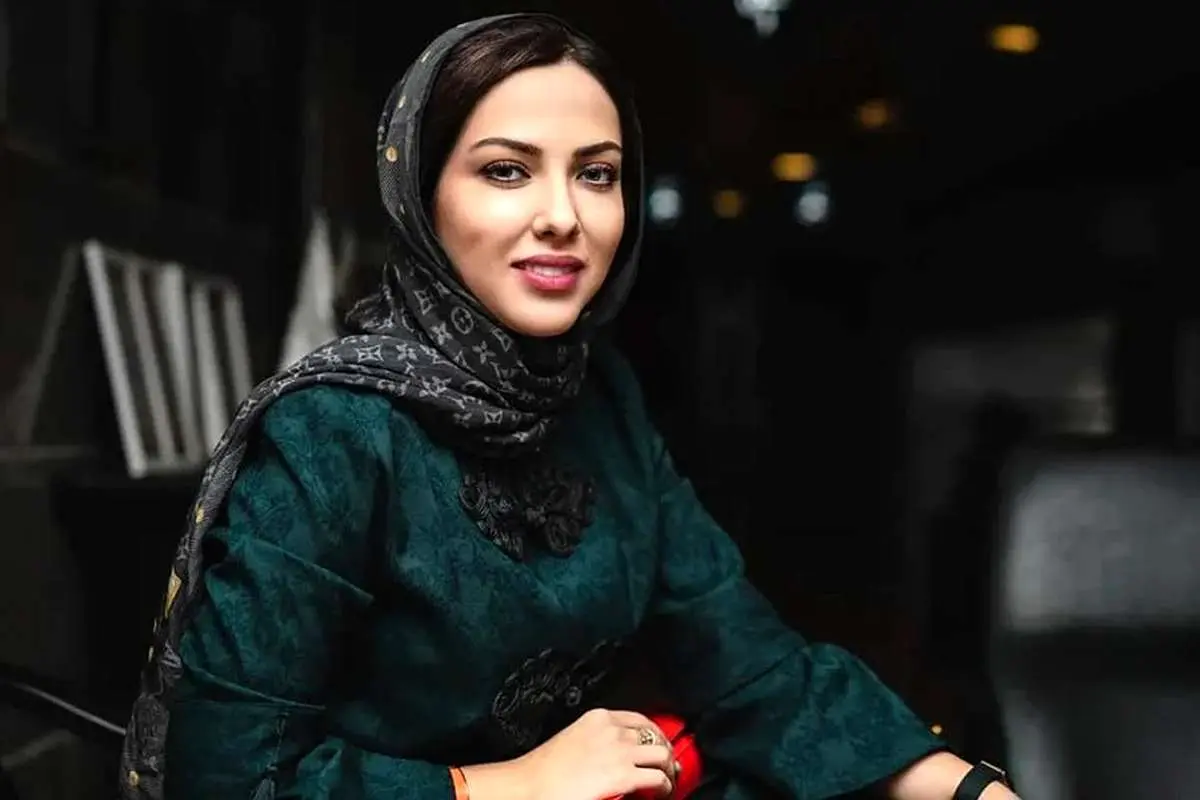 افشاگری لیلا اوتادی درباره حرفه‌ایی که تا حال ازش صحبت نکرده بود؛ 17 ساله که بصورت حرفه‌ای خوانندگی میکنم و امیدوارم روزی برسه که خانمها...+ویدیو