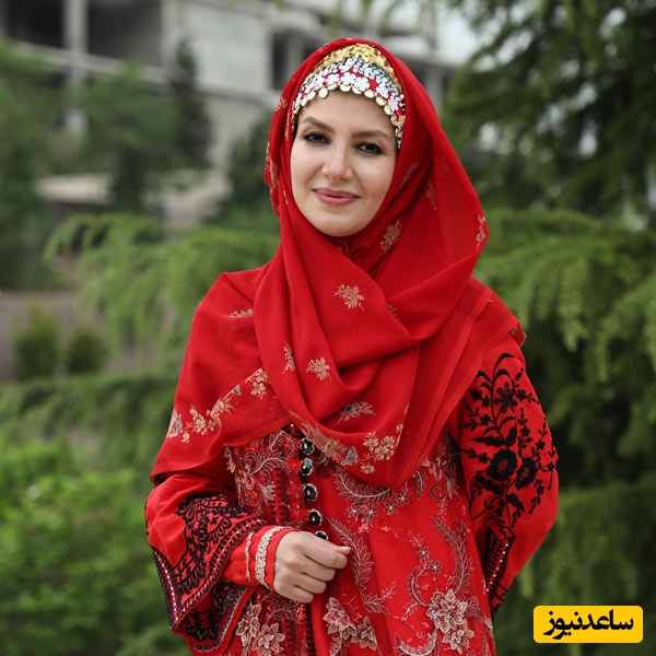 (عکس) نگاهی به تیپ و استایل ملیکا زارعی خاله شادونه در دهه 60 وقتی دانش آموز کلاس اول بود