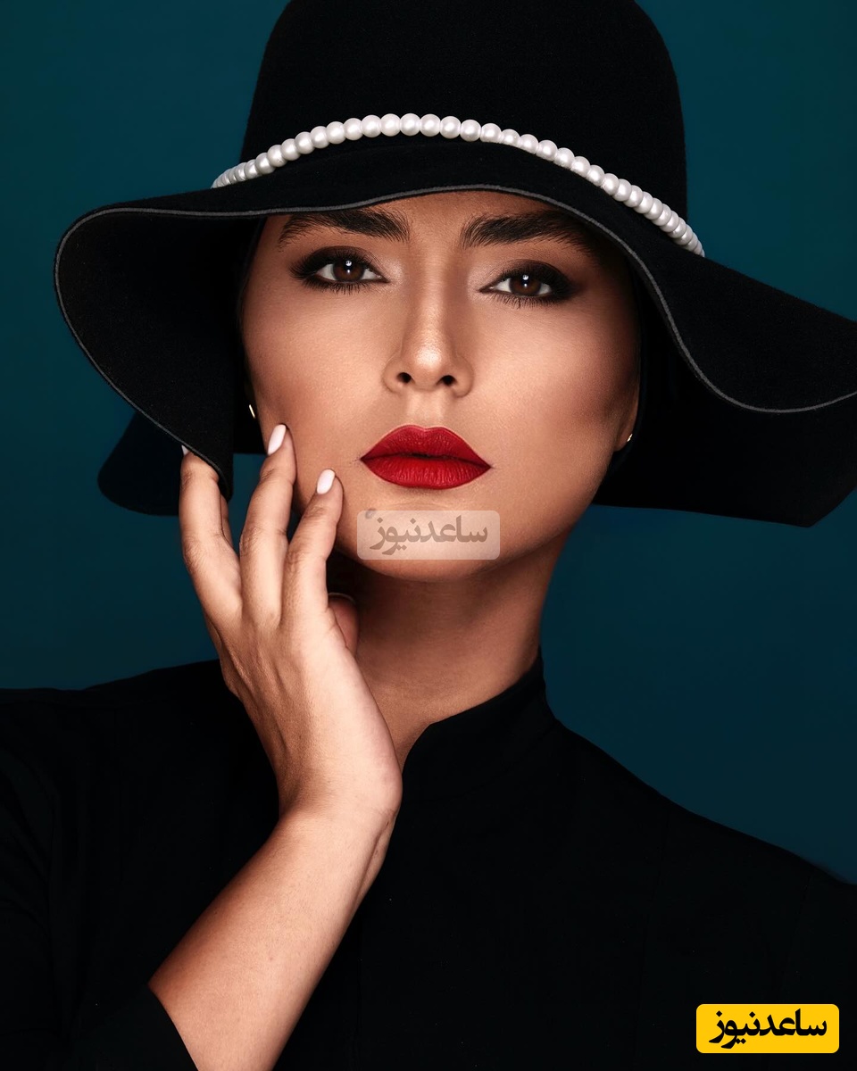 هدی زین العابدین و دوستش با استایل اسکیمویی جذاب در برف و بوران زمستانی😎😍