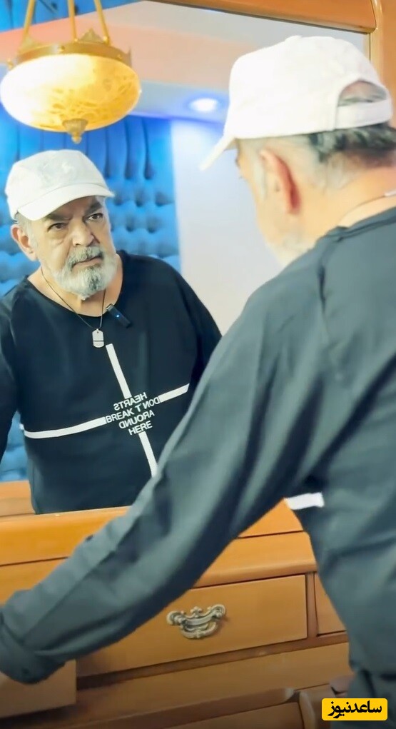 ویدئو/ نگاهی به چیدمان شاهانه و دکوراسیون بینظیر اتاق خواب حمید لولایی/از لوستر و پردههای اعیانی تا نورپردازی فوقالعاده و منحصربهفرد
