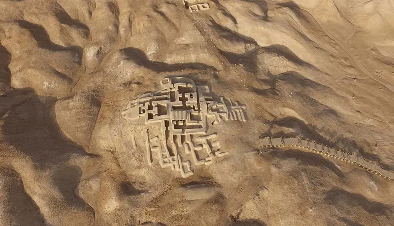 (عکس) کشف حیرت انگیز یک صفحه منچ تاریخی 4700 ساله در شهر سوخته